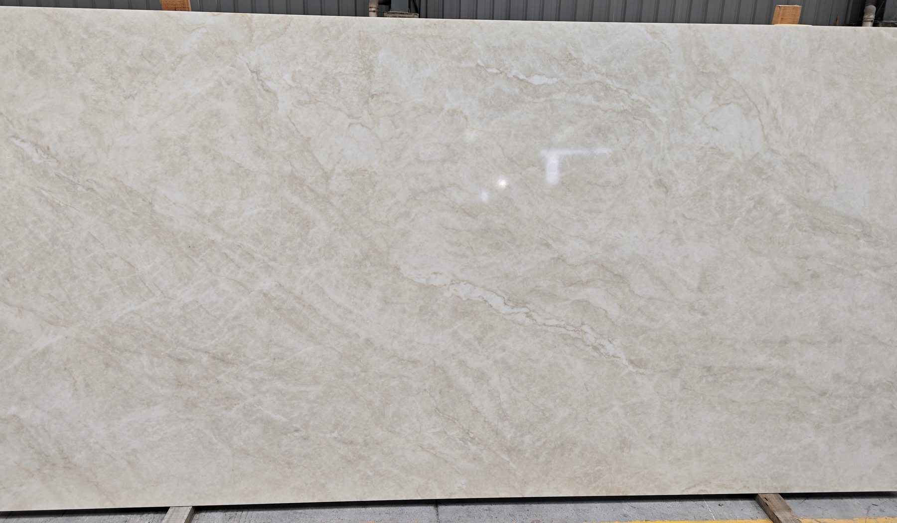 Taj Mahal quartzite slab variation